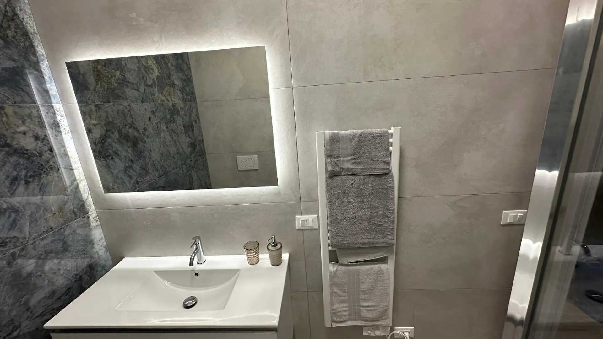 Casa Al Mare Lägenhet Finale Ligure Italien